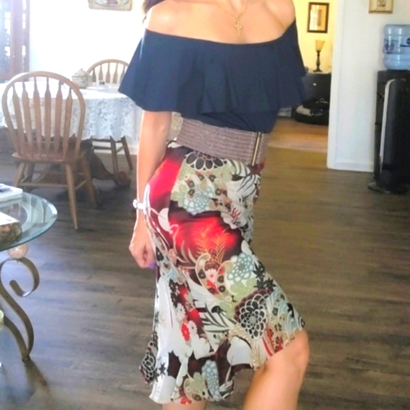 Fitted ruffled Maxie skirt high low small - Picture 9 of 11